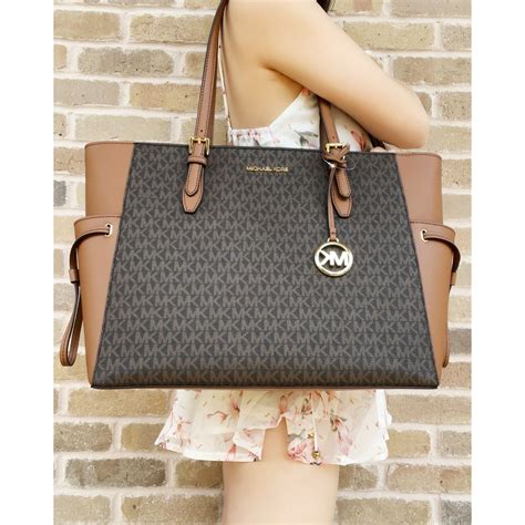 tote michael kors bags|michael kors free tote bag.